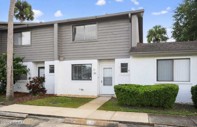 168 W Sandalwood Court Gallery 2