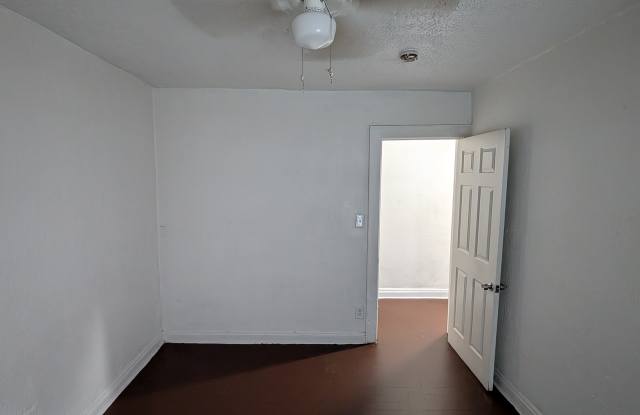 1874-1890 Marloes Ave photos photos