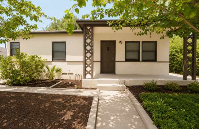 4723 Arlington Avenue photos photos