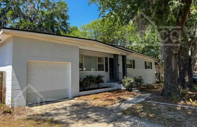 3722 Bess Rd photos photos