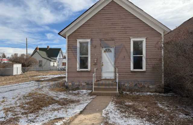 705 S 2nd photos photos