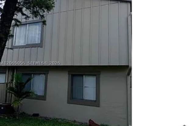 2219 NW 56th Ave photos photos