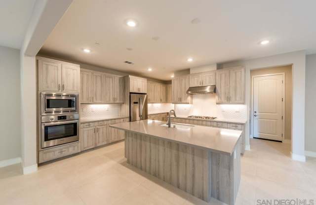 6767 Solterra Vista Parkway Gallery 2