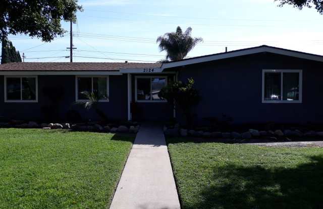 2124 W. La Palma Ave. Gallery 4