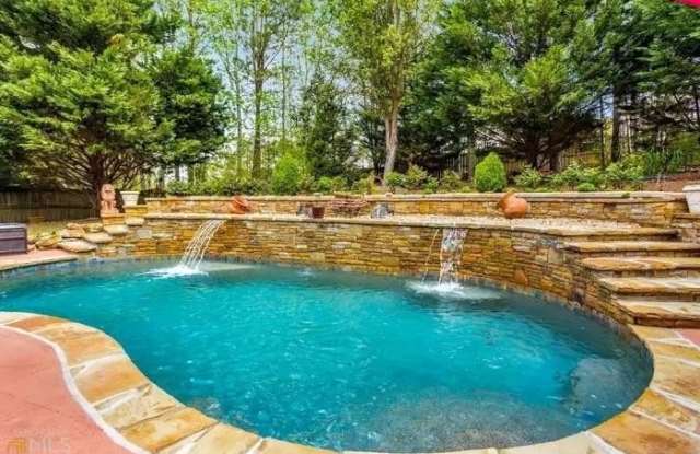 7792 Waterlace Drive Gallery 2