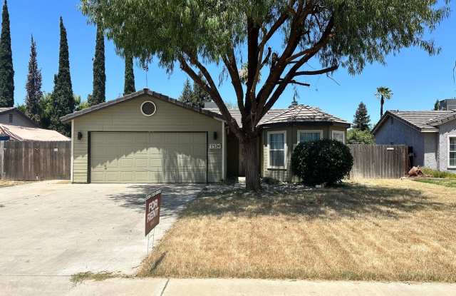 NW Visalia Home Coming Soon! photos photos