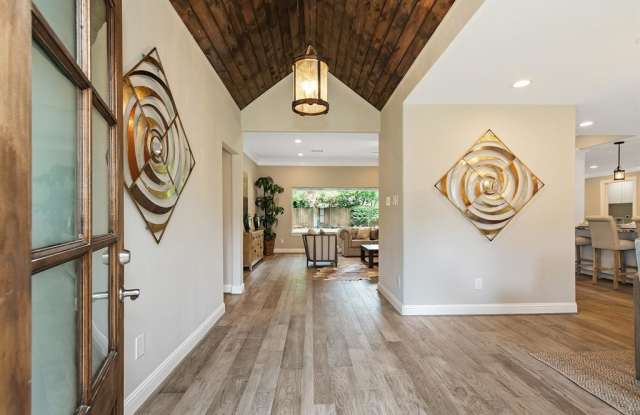 7 Warrenton Drive Gallery 3