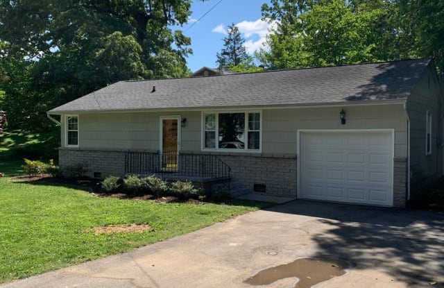 1202 Calderwood Avenue - 1202 Calderwood Avenue, Maryville, TN 37801