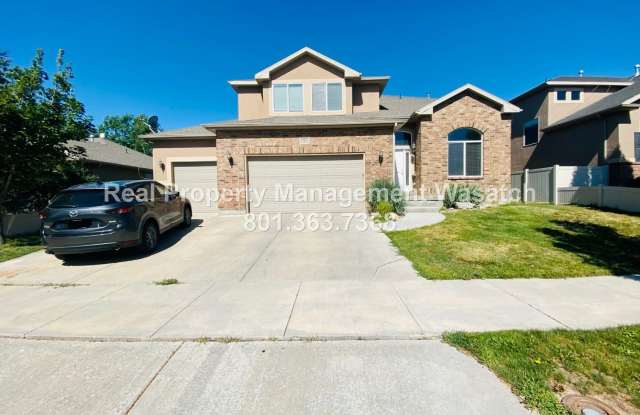 5 Bedroom 3 Bathroom Riverton Home! photos photos