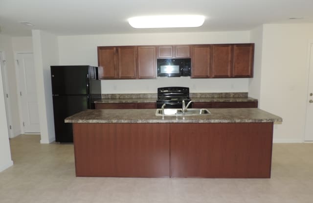 1702 Hooper Ct Gallery 2