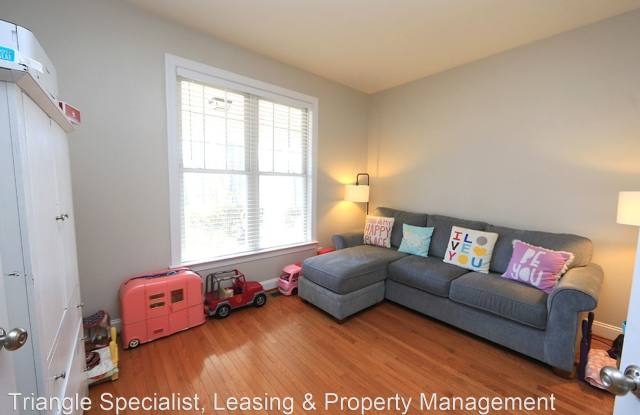 2309 Falls River Avenue Gallery 2