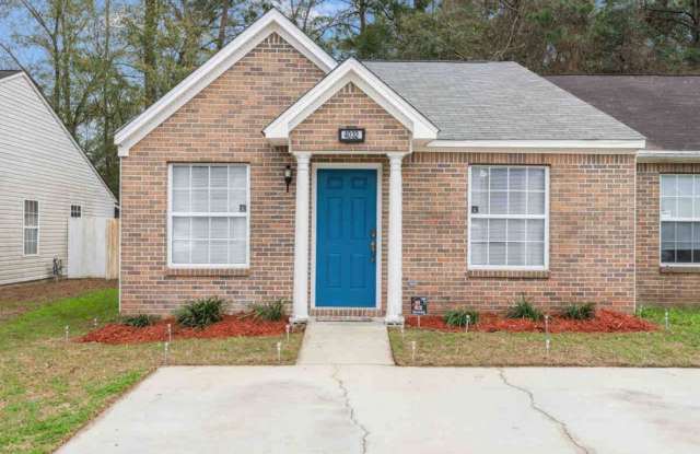 Renovated 2 bedroom Unit photos photos