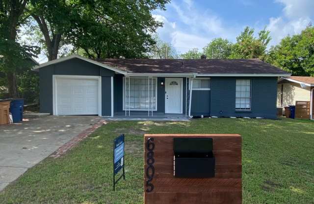 Recently Updated 3 Bedroom 2 Bath Minutes From Downtown photos photos Recently Updated 3 Bedroom 2 Bath Minutes From Downtown photos photos