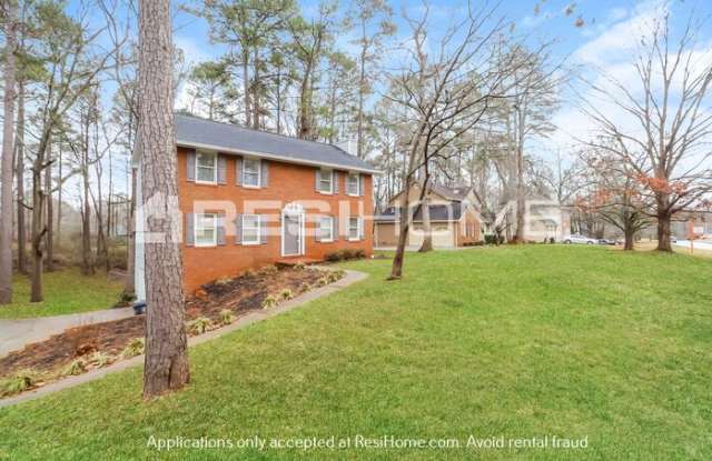 1512 Hillside Drive Southeast Gallery 2