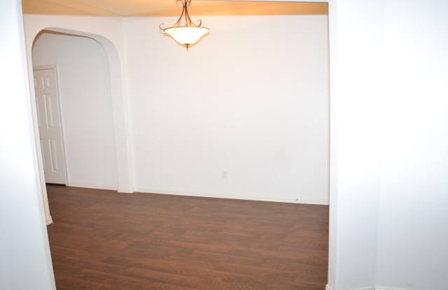 1308 Linwood Ln Gallery 3