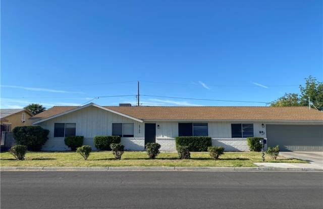 4765 Mohave Avenue Gallery 1