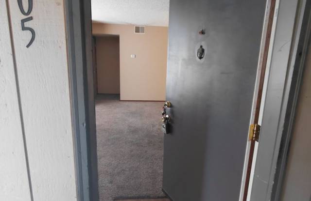 East Terrace Apts Gallery 2