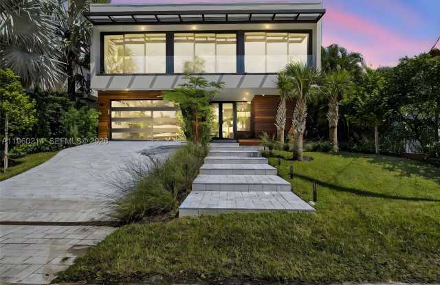 620 Solar Isle Dr Gallery 3
