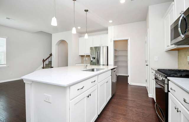 14527 Murfield Court Professionally managed by Select Real Estate Group Gallery 3