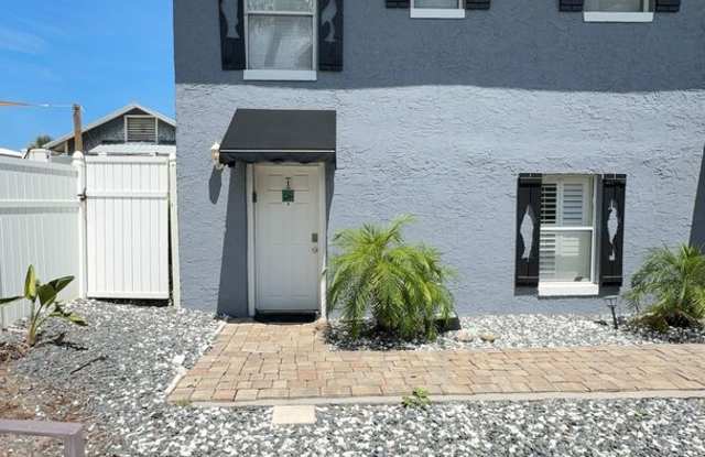 Fully Furnished One Bedroom Long Term Beach Apartment for Rent photos photos