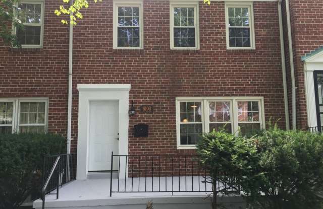 Fully Renovated 3 Bedroom Parkville Townhome with Finished Basement - 8103 Clyde Bank Road, Parkville, MD 21286