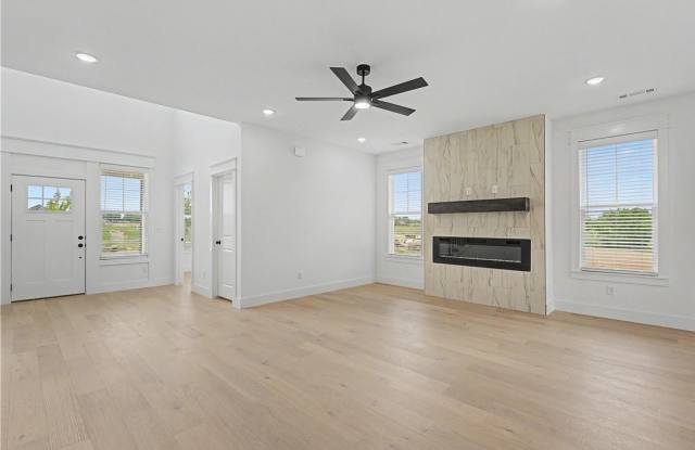 6603 SW Crabapple Street Gallery 4