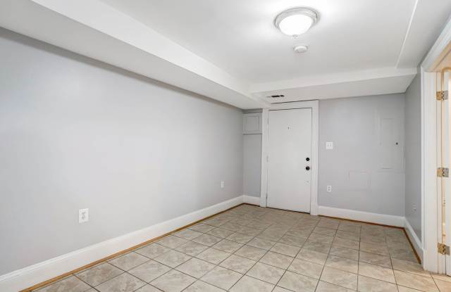 2BR Basement Apartment | Brightwood Gallery 4
