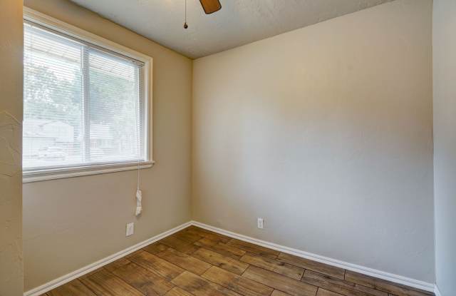 Renovated 3-Bed Gem Minutes from OU  Campus Corner photos photos