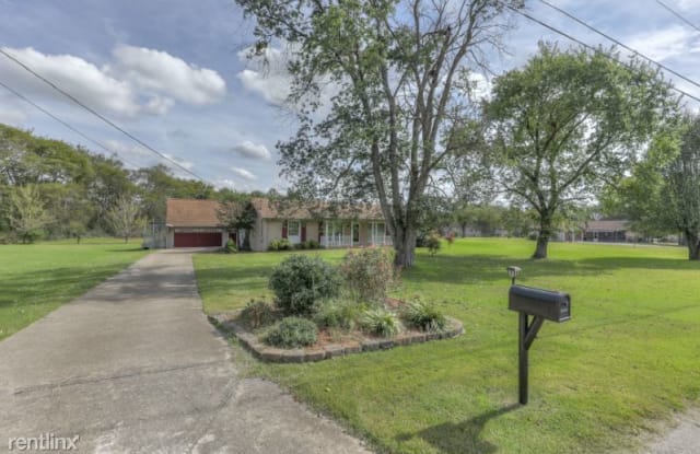 112 Heather Ct - 112 Heather Court, Mount Juliet, TN 37122