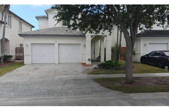 215 NE 36th Avenue Rd photos photos