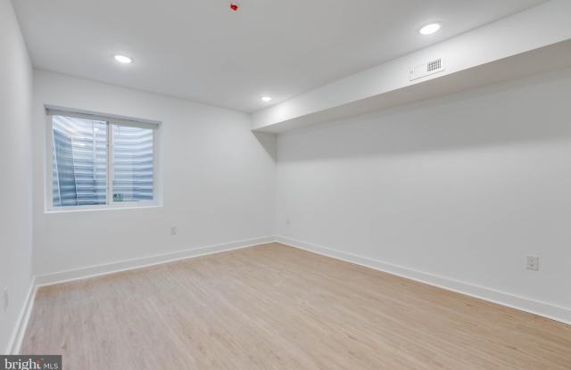 2314 N SYDENHAM Street Gallery 2