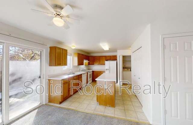 4913 Leland Point Gallery 2