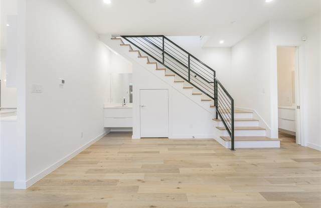 2342 WYCLIFF Gallery 4