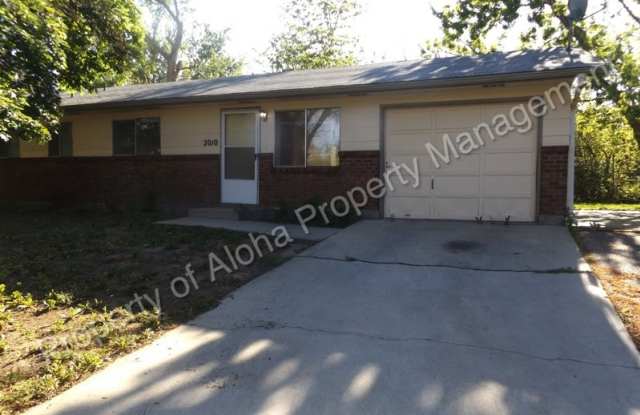2010 N Hailey Ln Gallery 1