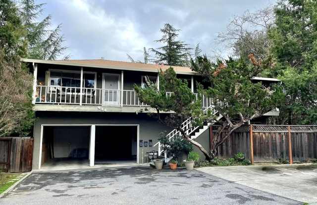 Charming Downtown Los Gatos – Remodeled 1 BR with Private Yard! photos photos