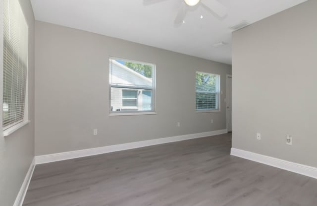 Stunning Fully Renovated 3BR/2BA Unit | Move-In Ready photos photos