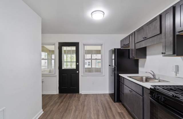 Coming Soon! 2BR Townhouse in Midland, PA!! photos photos