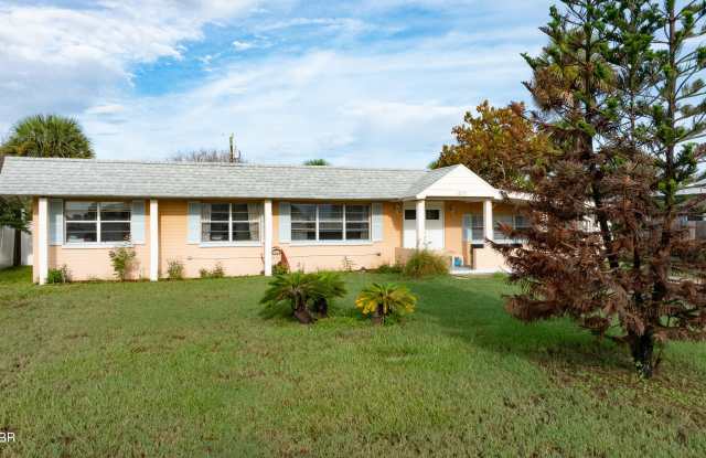 1255 Waverly Drive Gallery 3
