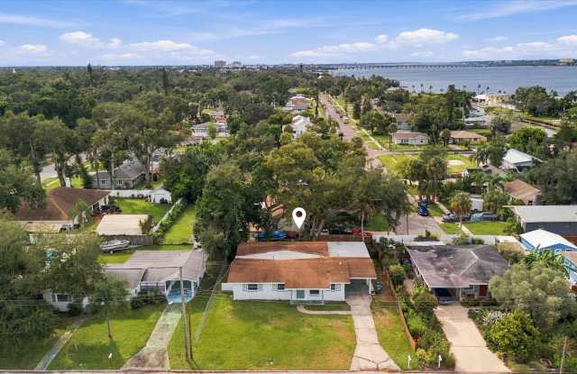 Freshly Remodeled 4BR/ 3BA Home with Private Basin Gallery 3