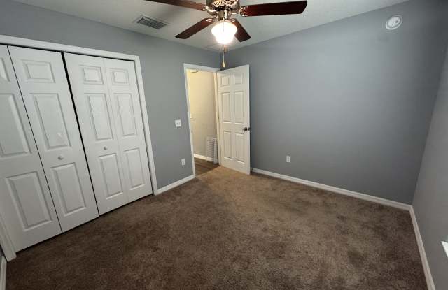 13705 SE 54th Ct Gallery 3