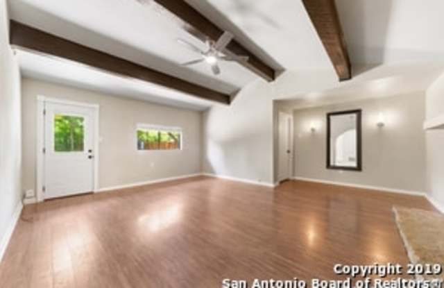 2514 Woodbury Drive Gallery 4