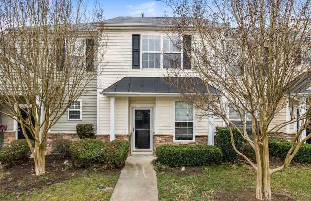 Bright and sunny 2 bed/2.5 bath townhome in great Durham location! photos photos