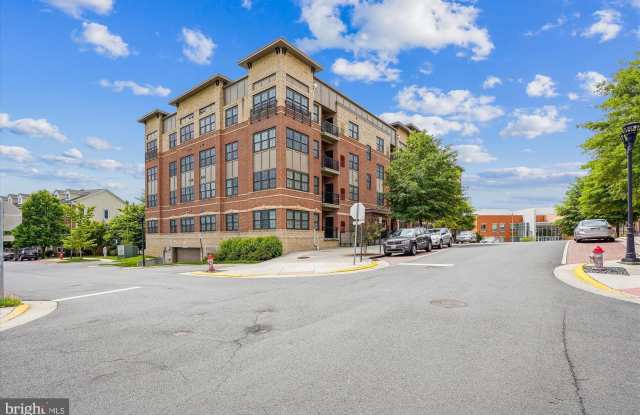 9523 BASTILLE STREET - 9523 Bastille Street, Oakton, VA 22031