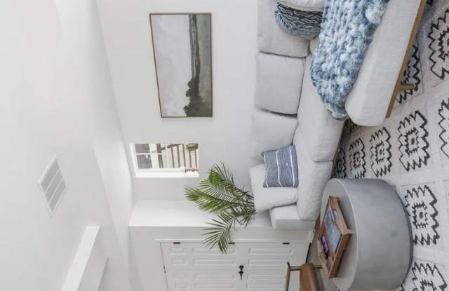 1186 Highlands Drive Gallery 3