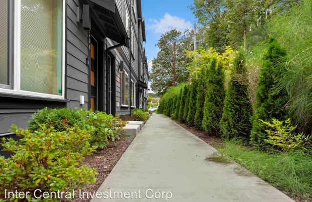 2712 S Andover ST - 2712 S Andover St, Seattle, WA 98108