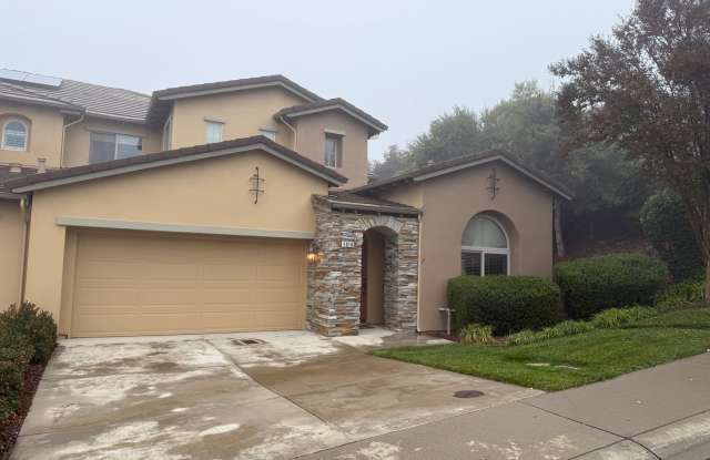 Beautiful 3 bedroom plus loft and office in highly sought Serrano community! photos photos