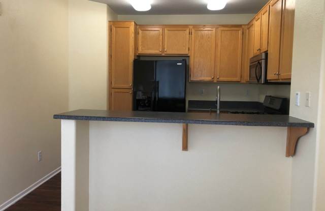 Spacious Two bedroom 2.5 Bathroom condo for rent!! - 1382 Cassiopeia Lane, San Diego, CA 92154