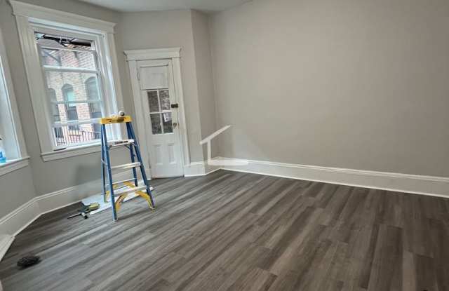$2,075 Updated Studio in Allston | Renovated Kitchen & Bath | Cat Friendly with Approval | Near BU photos photos