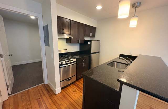 One Bedroom Apartment, Downtown Area - Special Available – Contact Our Office for Details photos photos