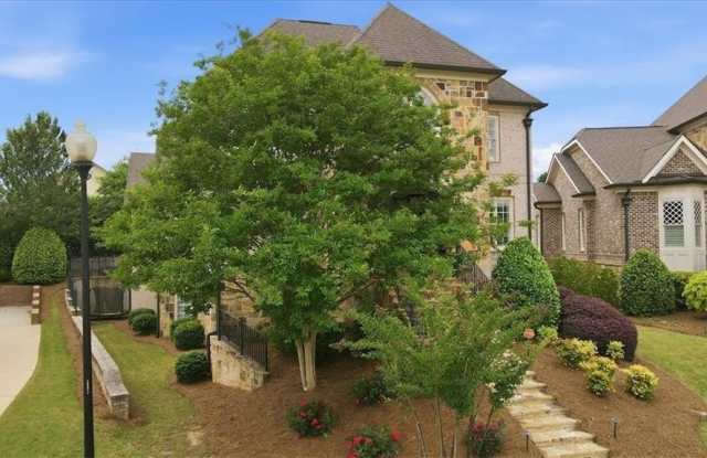 5869 Chickasaw Lane Gallery 2